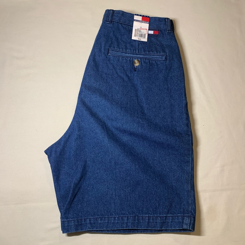 Tommy Hilfiger dress Jean shorts - Picture 3 of 3